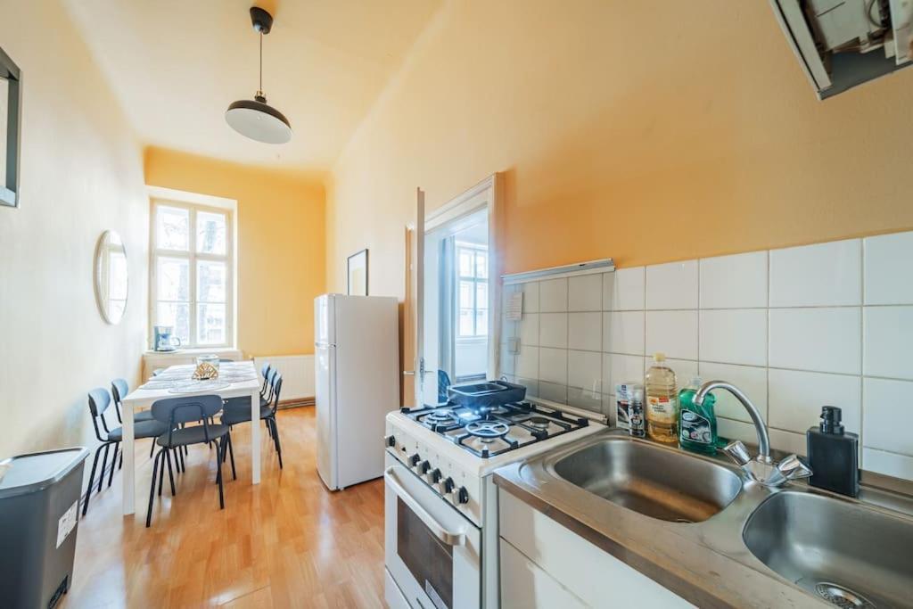 Zentrale Wohnung Fuer Entdecker Βιέννη Εξωτερικό φωτογραφία